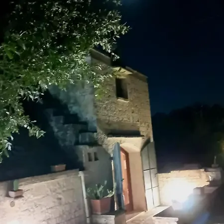 Trullo Del Leccio Da Madia Vakantiehuis
