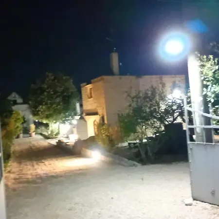 Trullo Del Leccio Da Madia Сasa de vacaciones Locorotondo